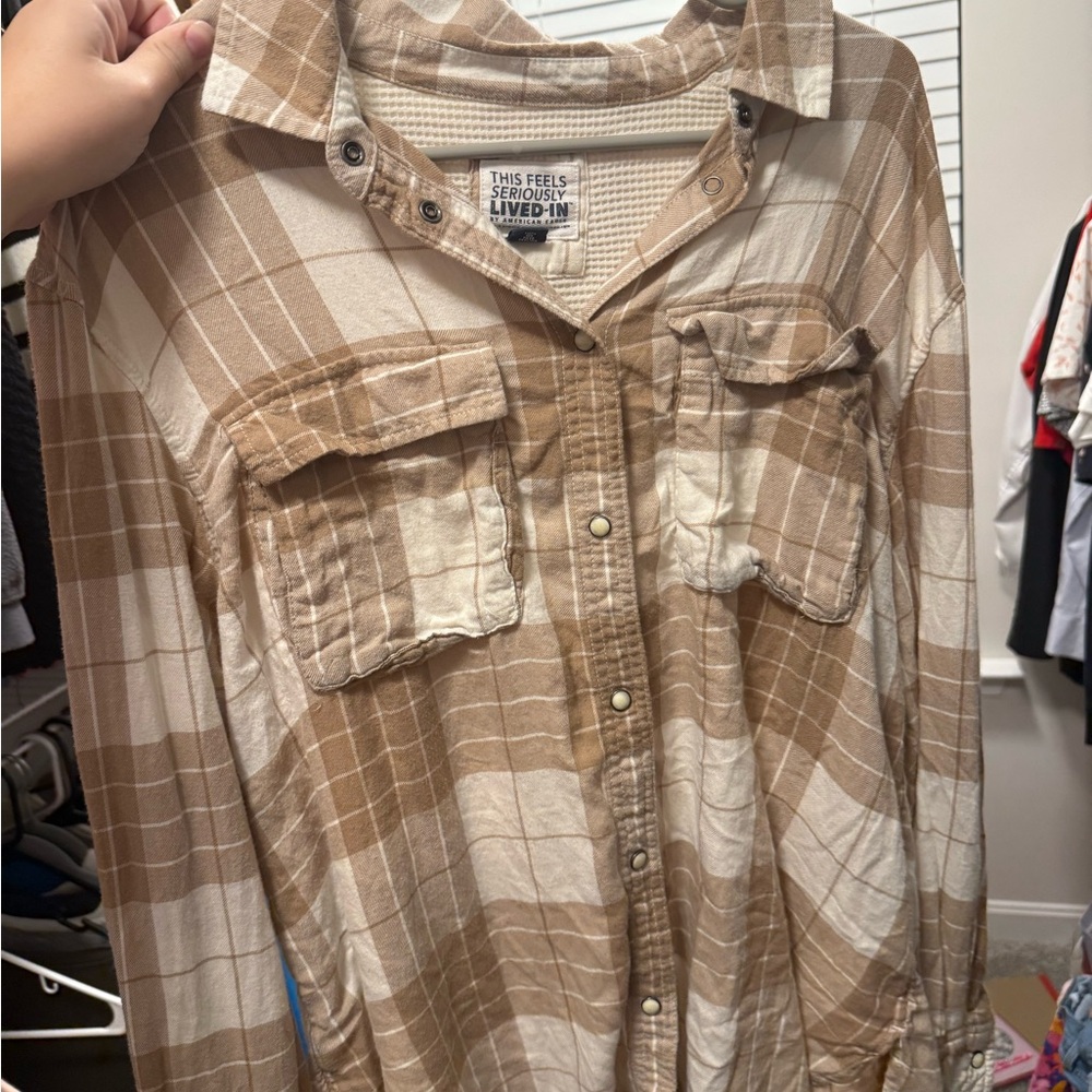 American Eagle Outfitters Beige and White Plaid Shirt Flannel